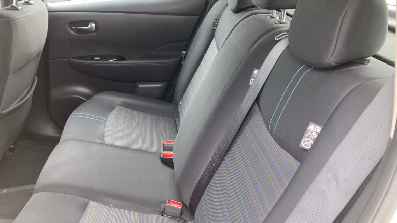 Nissan LEAF 110kW Acenta 40kWh 5dr Auto Electric Hatchback